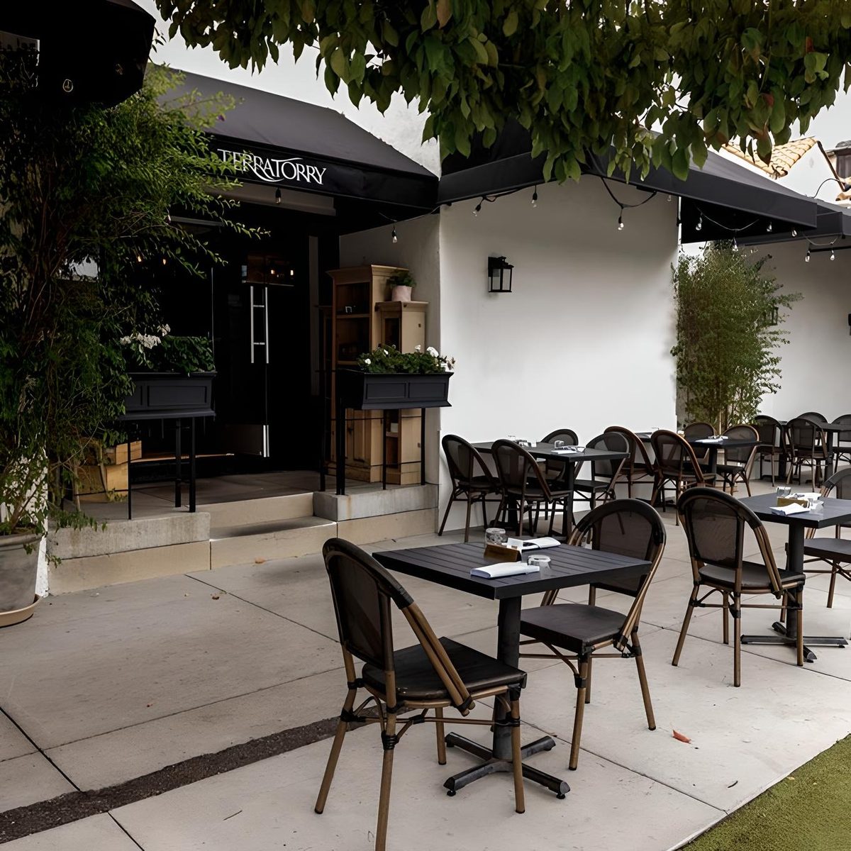 DINE WITH US