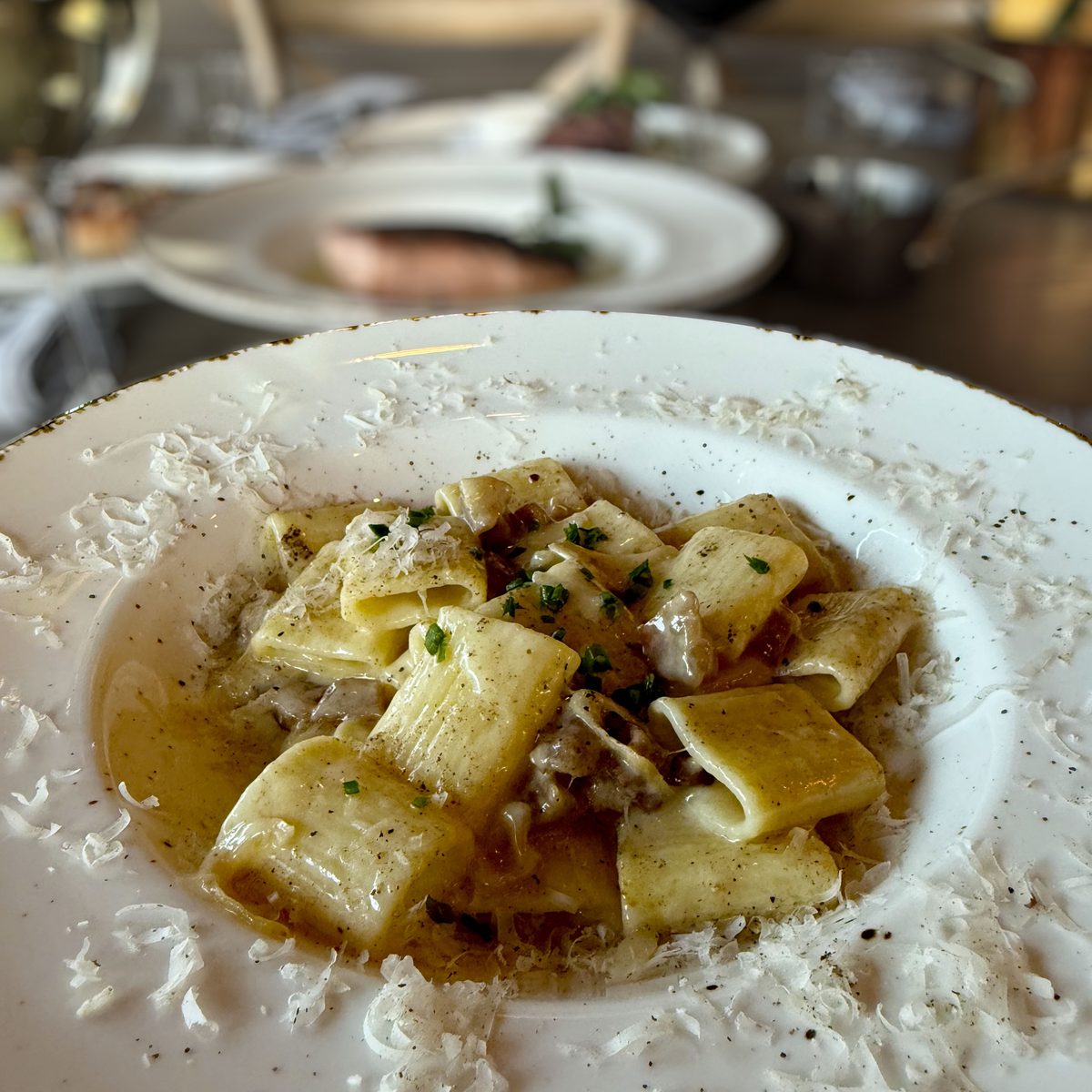 Mezzi Rigatoni Carbonara